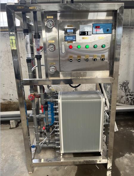 2噸EDI超純水設(shè)備